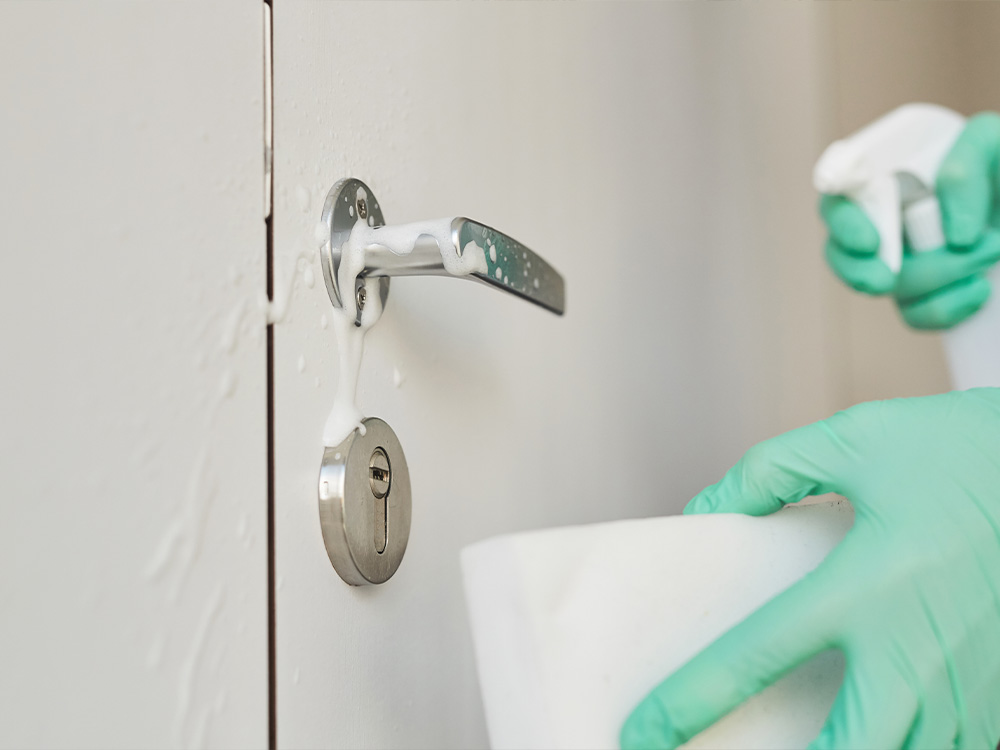 office-cleaning-bottom-photo-three